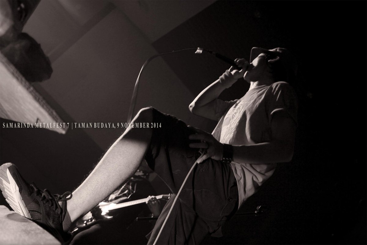 kakak vocalis <a href="/Hendra_Lorent/">Hendra Lorent</a>