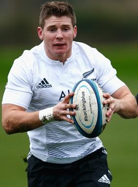 Looks like Colin Slade might have bulked up for his latest <a href="/AllBlacks/">All Blacks</a> outing #SCOvNZL #TeamAllBlacks