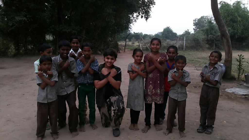 devjoshi10's tweet photo. Wish you happy children's day to all http://t.co/K5pWiKCnPZ