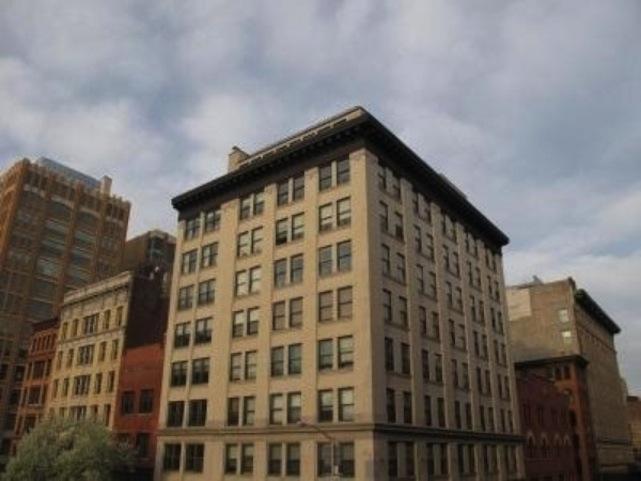 AOL Real Estate tweet media