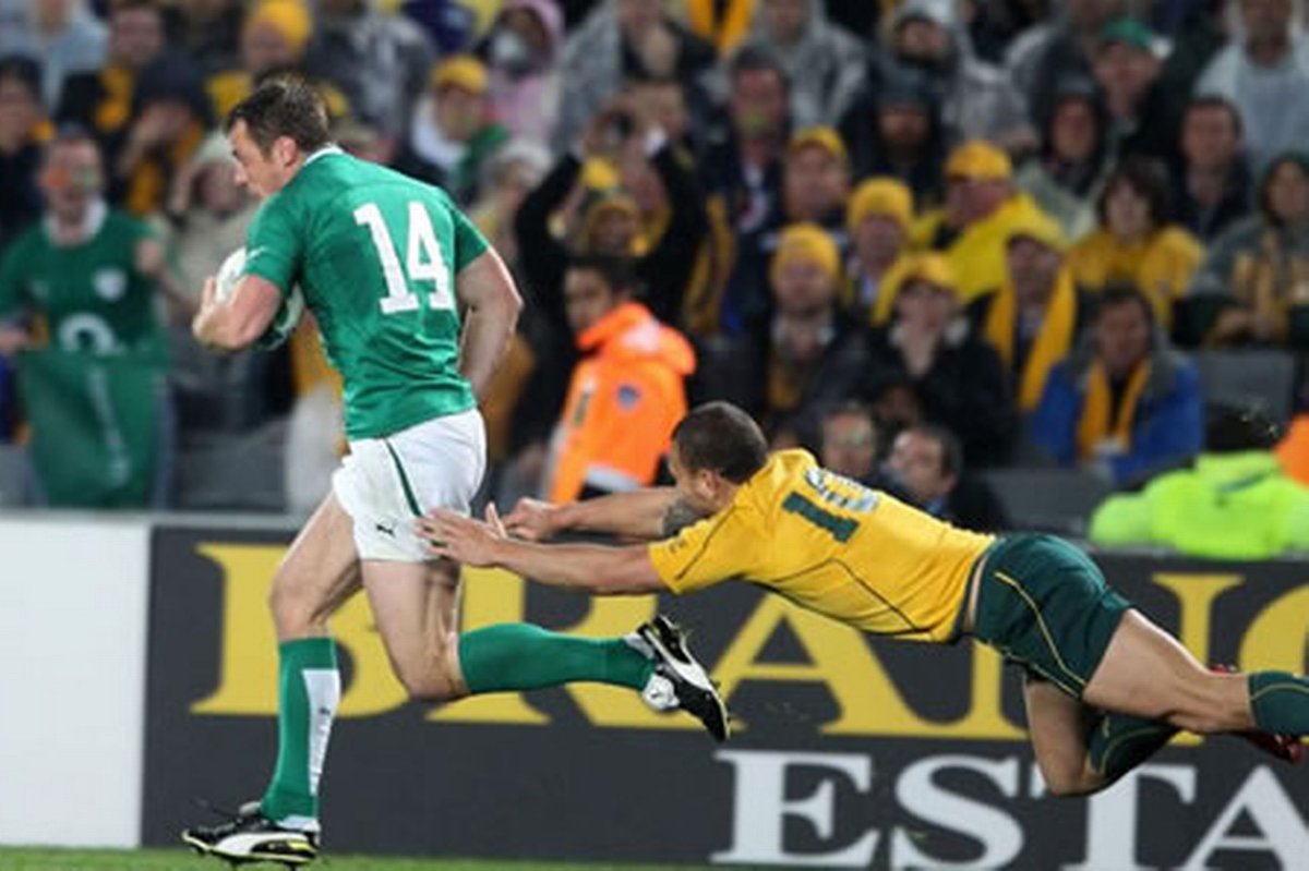 AvivaStadium's tweet photo. LAST CHANCE! Aviva have 2 x Pairs of PREMIUM LEVEL tkts for IrelandvAustralia.Win here! http://t.co/TmL2cwCn0N RT! http://t.co/RRWwKa57cA