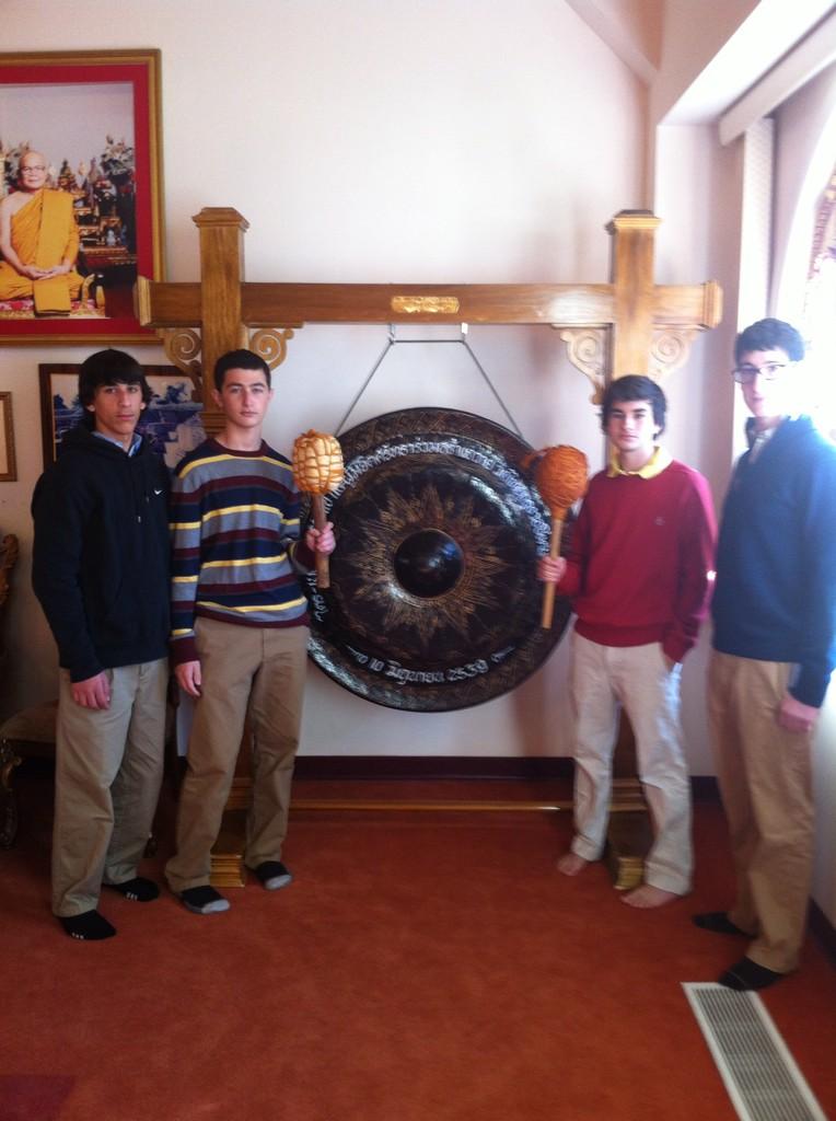 j_c_snipes's tweet photo. Today marks the one year anniversary of meeting my inspiration, Monk Jack. Keep doing you man!
#Buddhism
#MonkJack http://t.co/fqkyNZXibA
