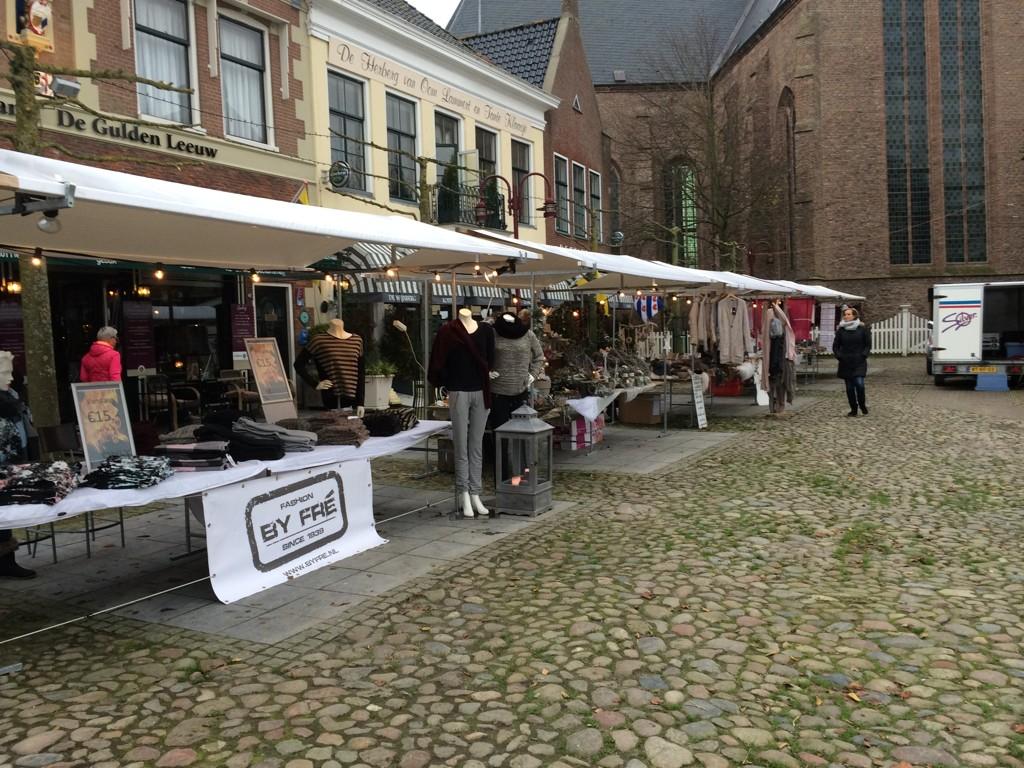winterfairwork's tweet photo. Wij zijn er klaar voor... Kom naar workum! http://t.co/j7NHr8CXIx