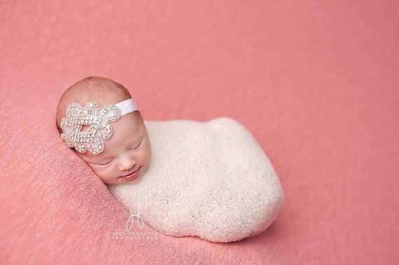 Sweet_Ellas's tweet photo. Beaded Appliqué Headband #newbornheadband #babyheadband #vintageheadband #newbornphotoprop #newbornphotographer http://t.co/59bFvADGg6