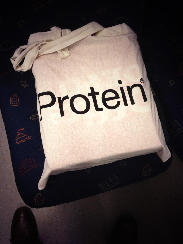 protothon's tweet photo. En route to #prototypechange pre-meet with a big bag of goodness - w/ @jonnadagliden giving Awaken Tech trend report! http://t.co/NuLNlHKbJE