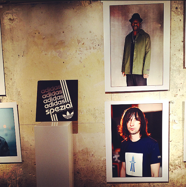 angele_merlet's tweet photo. Exposition inspirante #Adidas #SPEZIAL à l’initiative de @Gary_Aspden    #Collectionneur #7isem #yeezy http://t.co/PCuinHD4Mp