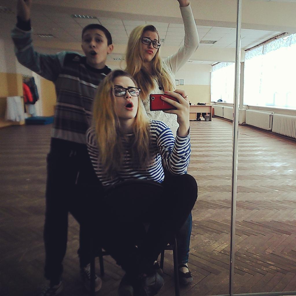 nasty19992's tweet photo. Нам хорошо вместе^^ http://t.co/HdDRIiZl1b