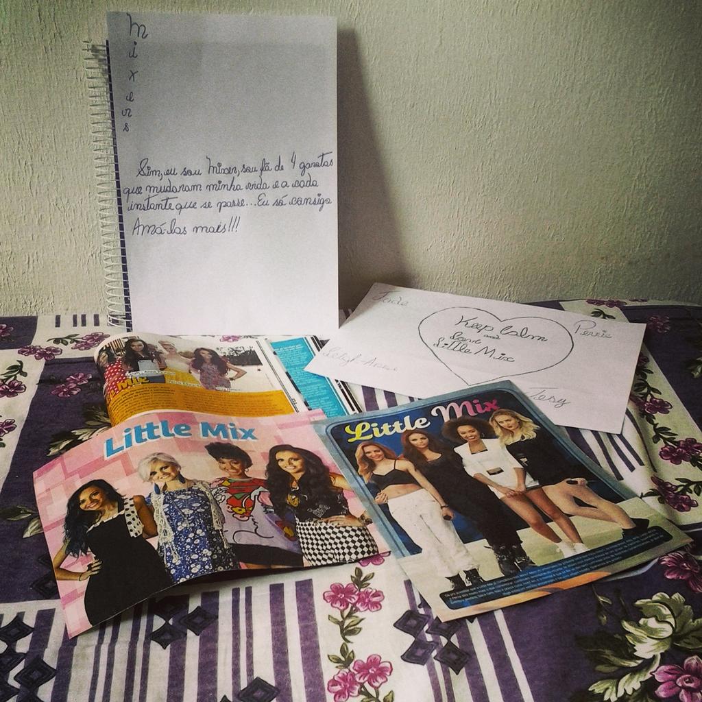 JBiebsMoonlight's tweet photo. "Quero ganhar o Salute Deluxe da Little Mix que o @BrasilLM e a @SonyMusic estão presenteando.” http://t.co/7pYYSIjGqB