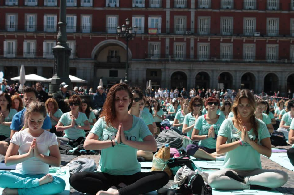 00Frequency's tweet photo. Los #RetoRelax más relajantes de los #FashionFridays28!! https://t.co/UgvXqRBfWr #fashion http://t.co/JDj5jvvkir
