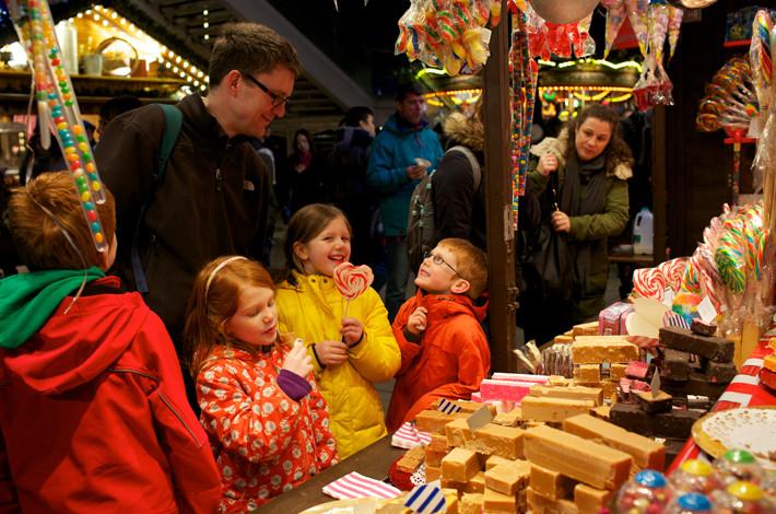 visitlondon's tweet photo. THIS WEEKEND! Shop for gifts at the Southbank Centre Christmas market: http://t.co/7imBvjyD2P #ShopLondon http://t.co/xcDVcPggm8