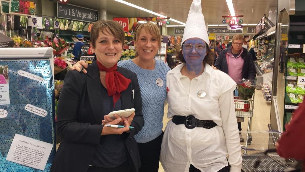 jovannorman's tweet photo. @3373Watton @SamBlackbeard  @G17Future3  @WDD blue fun at watton http://t.co/c5CeE9ulrv