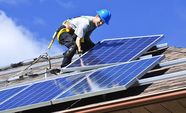 MikeHudema's tweet photo. #Renewables ‘Create More Jobs Than Fossil Fuels’: Report https://t.co/u61tPHbRiC #cdnpoli #abpoli #solar #catchupAB http://t.co/P3oowfbDmX