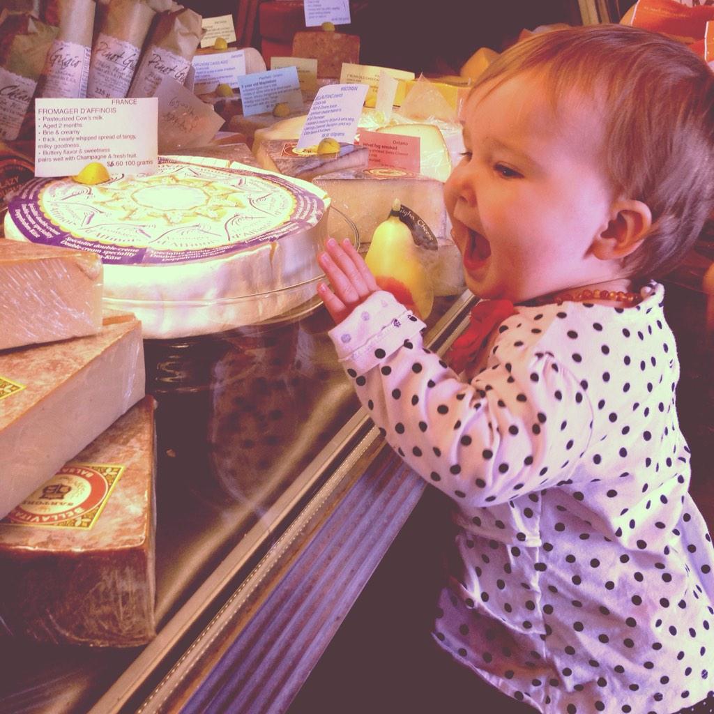 Jennifer Lucking tweet media