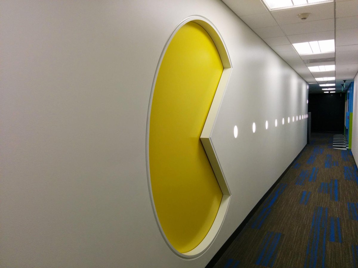 fonguro's tweet photo. #vAuto may have the best conference rooms in Austin. https://t.co/mjuGDhHwwh http://t.co/ThHuqAuQ8h