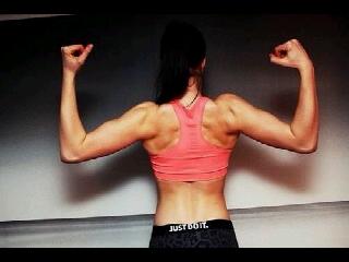 CalvarineHarrod's tweet image. #DatBack!