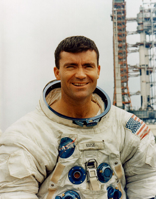 Wishing Fred Haise, 59 a very happy birthday today! 
