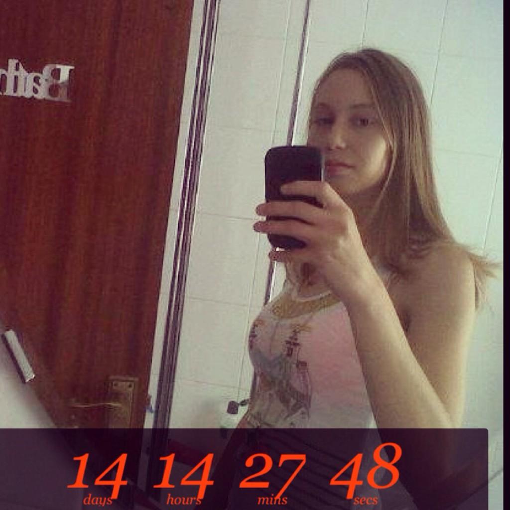 LouiseLinzi's tweet photo. Only 14 days till I turn 18 can't wait I'm buzzing http://t.co/uVPcJUjCC9