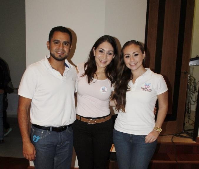 voluntariadocon's tweet photo. Dr Óscar Hdz y Psic. Nahima Hadad en @uqroorm con  la conferencia "Efectos nocivos del Azucar" @DanielaVara1 http://t.co/iWTrjk9YD0