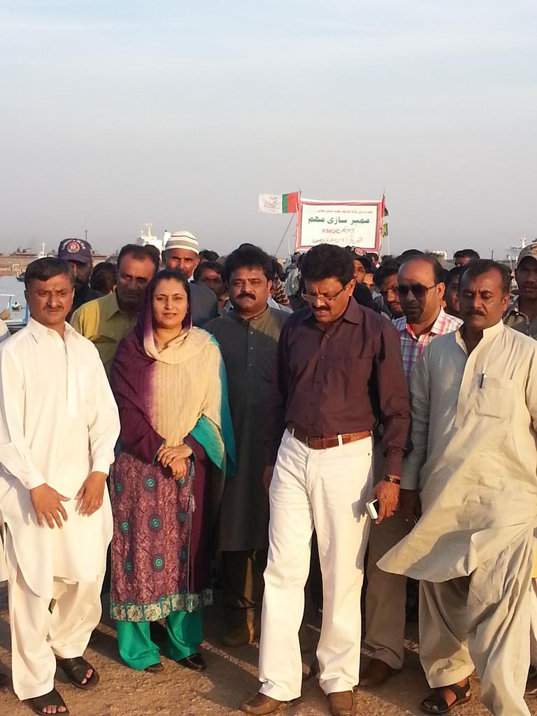 HeerSoho's tweet photo. Baba Bhut Shah and Bab
a I Land #KMOC #JoinMQM http://t.co/bUklY0QyVD