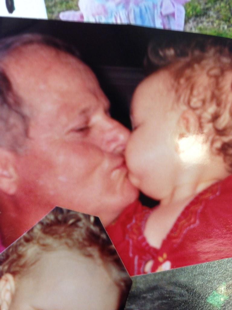 Sassy_Darlin's tweet photo. Picture from when I was like two. I guess you could say I'm a daddy's girl 😊💁 http://t.co/4Cy4t5lCap