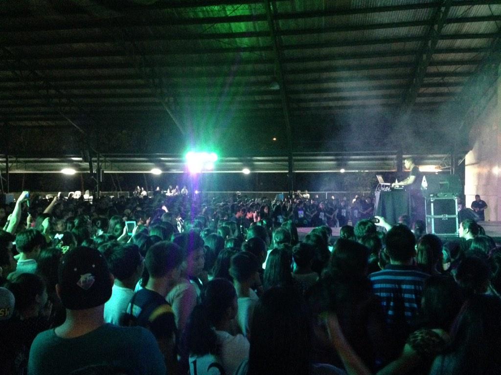 AC1D_gg's tweet photo. MC fair was π #FLIPSIDE2014 http://t.co/NXN9NAsQtZ