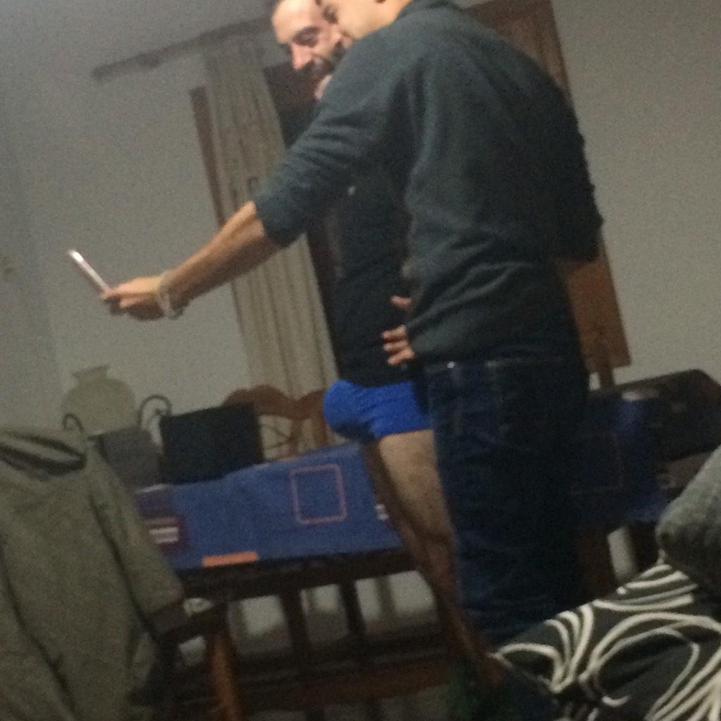 MiÀn Po tweet media