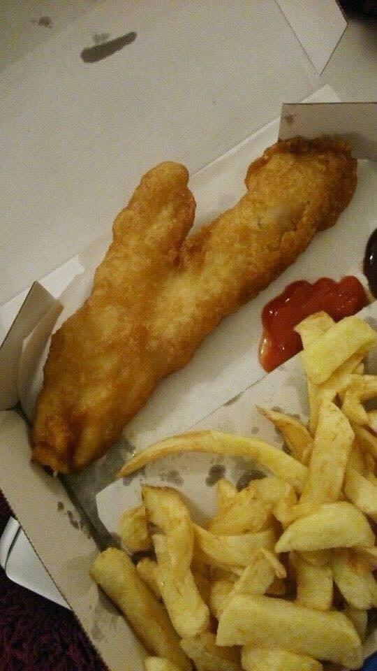 ShWomenstore's tweet photo. Rabbit-style fish n' chips... http://t.co/tIJo12T6CH