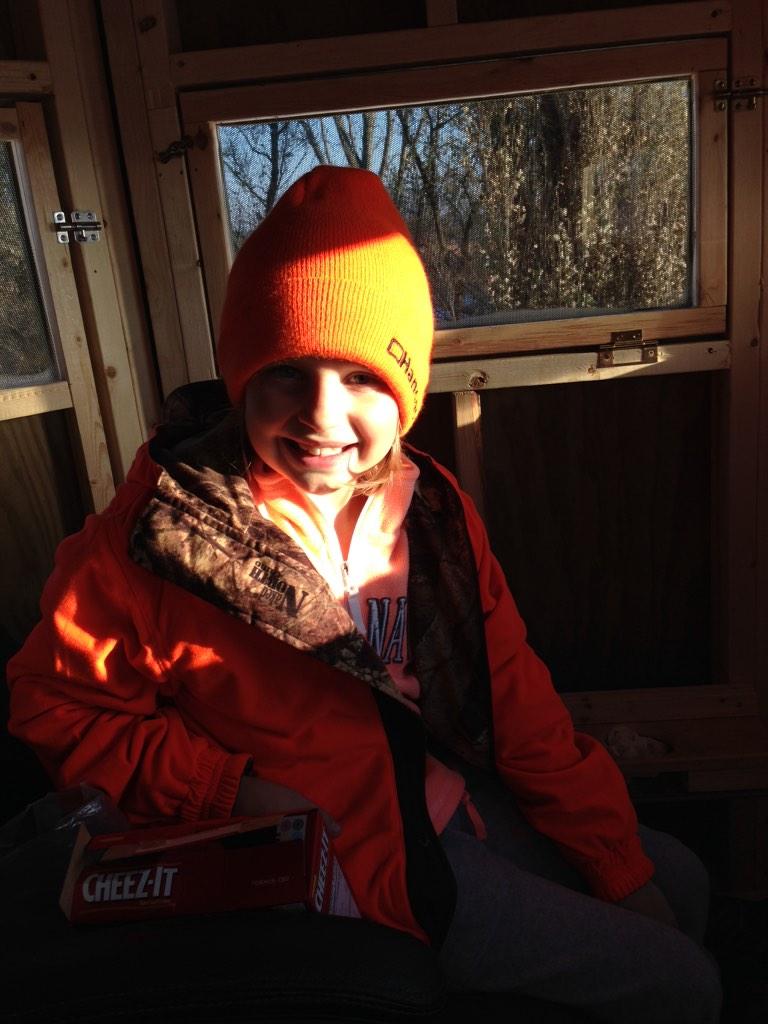 libby3223's tweet photo. New hunting partner looking for the big one! #30pointer http://t.co/d3ei6WcxUg