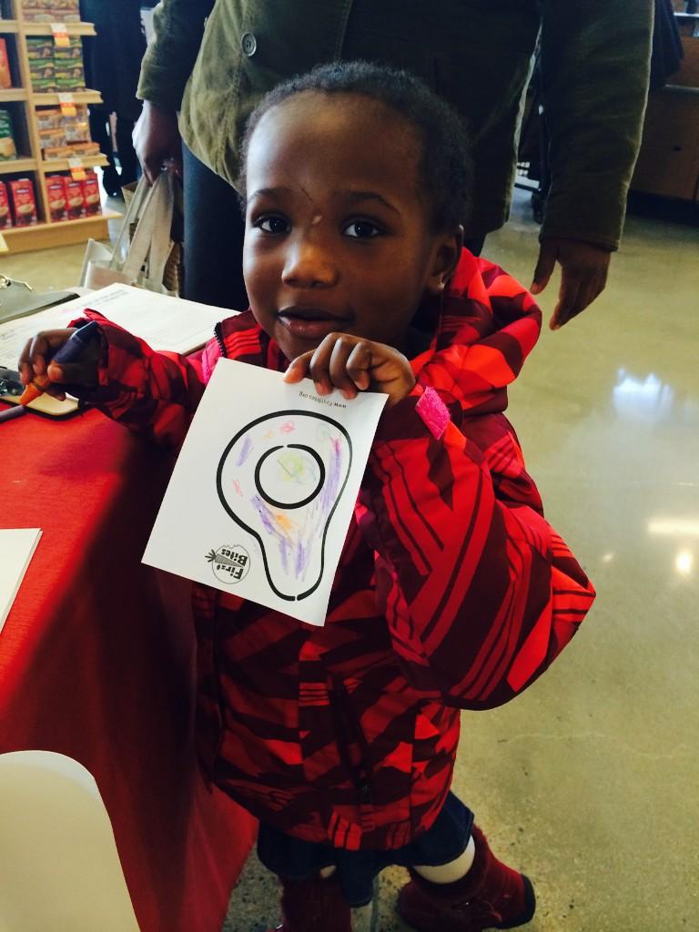 MOMsOrganicMrkt's tweet image. Special artist at the Kids Table today! #openingDC