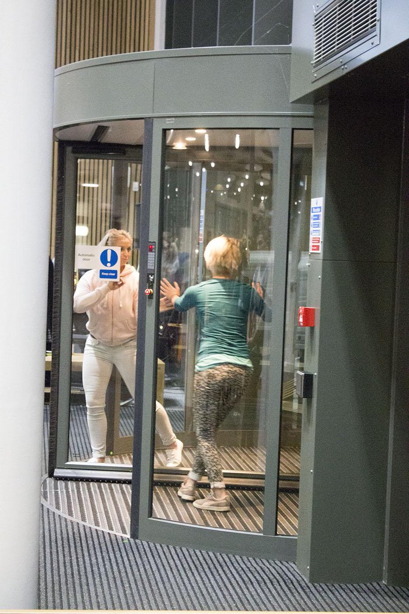 Anthony Head tweet media