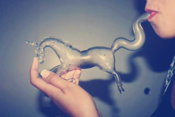 WeedPics101's tweet photo. Unicorn pipe #unicornpipe #pipe http://t.co/YgvSXtg4kX