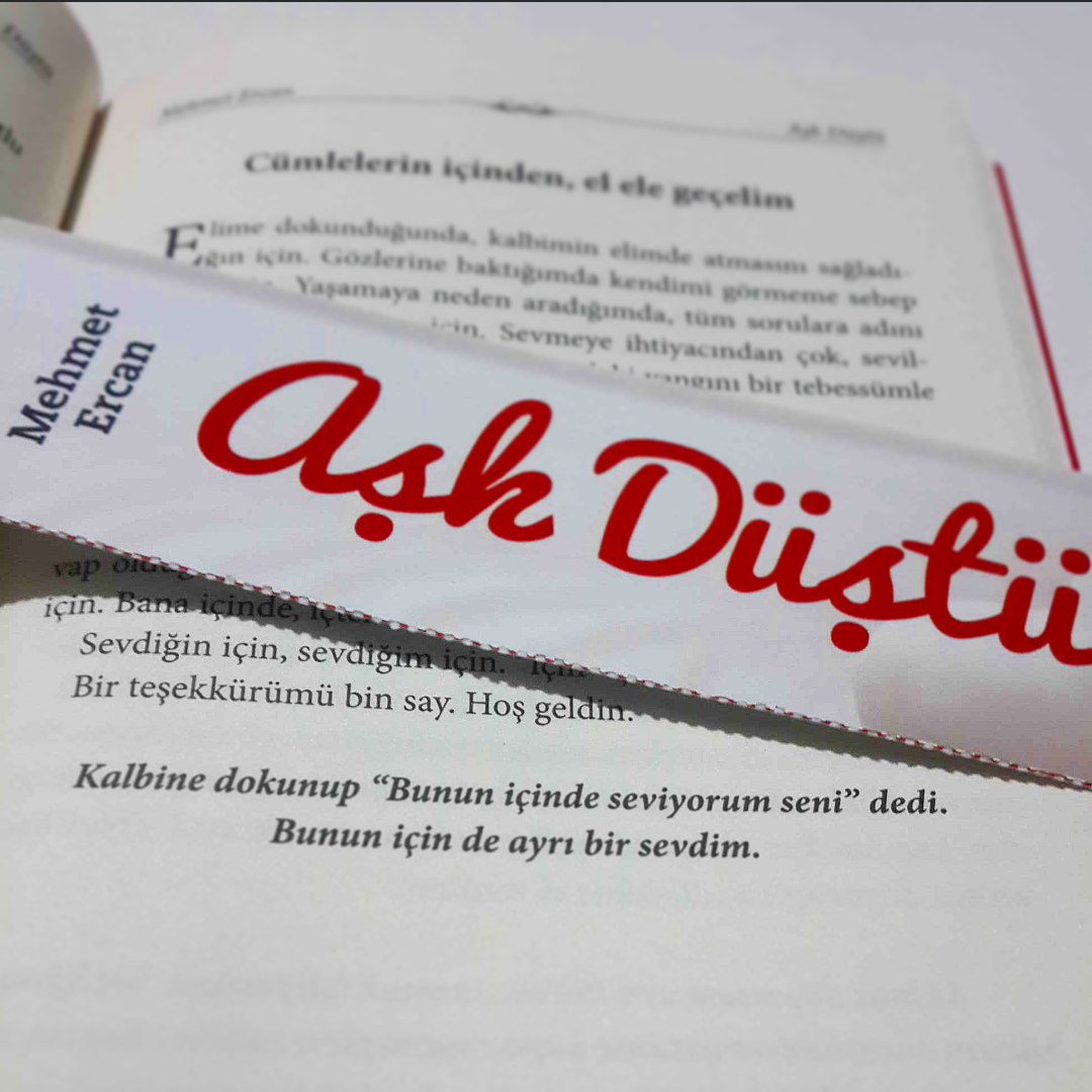 Kalbine dokunup 'bunun içinde seviyorum' dedi
Bunun için de ayrı sevdim...
kitapyurdu.com/kitap/default.…