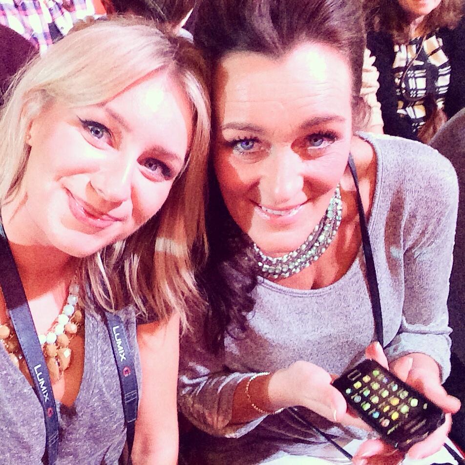 charlottegilbs's tweet photo. Me and motherkins ready for @jamieoliver at the @BBCGoodFoodShow! ๐ด๐๐ #FoodTubeLive #foodies http://t.co/OESX4hgTaB