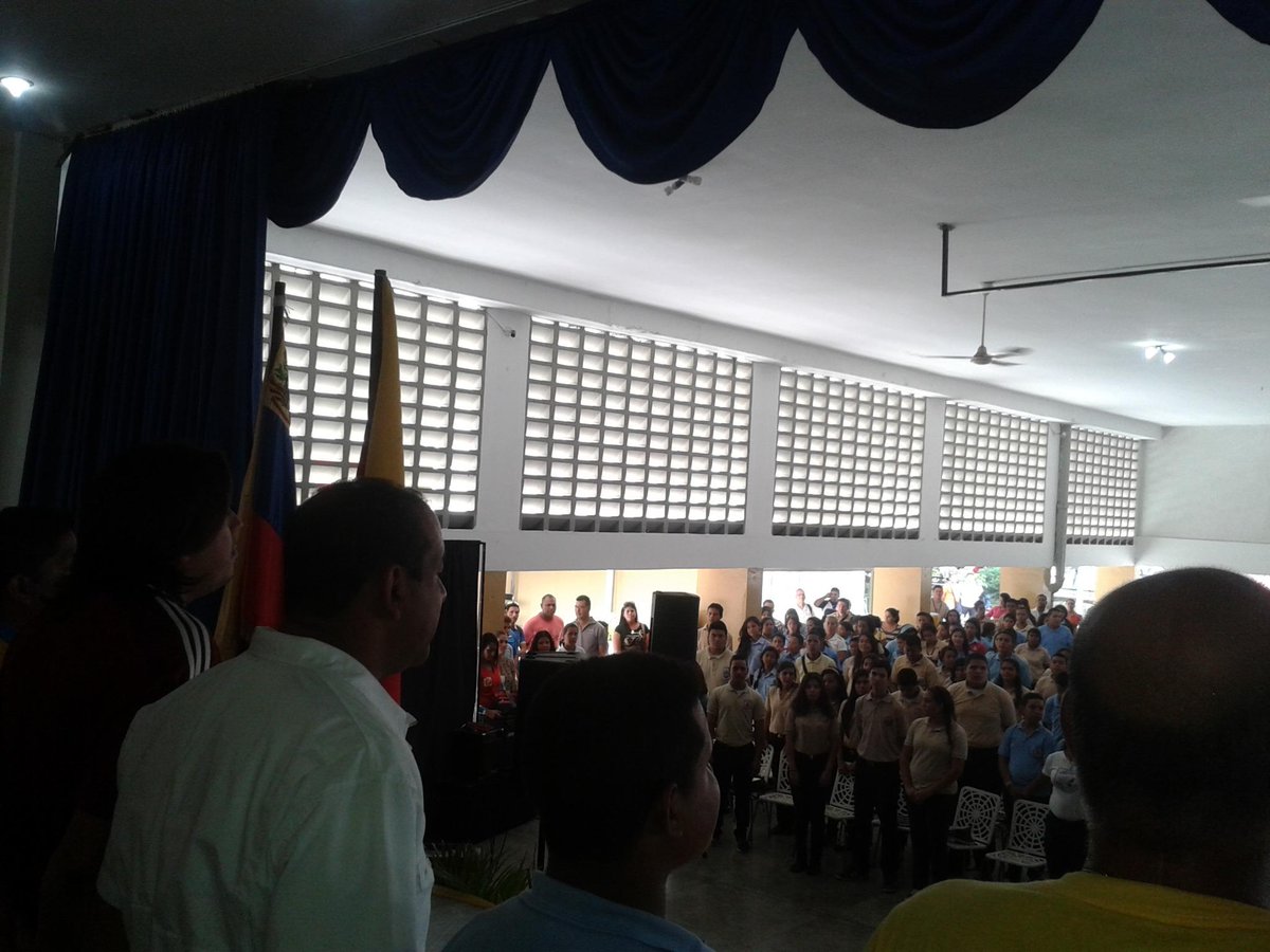 Congreso Regional OBE CAP #ARAGUA <a href="/danielfperdomob/">Daniel  Perdomo</a> <a href="/Manueljuventud2/">MANUEL HERNÁNDEZ</a> <a href="/TareckPSUV/">Tareck El Aissami</a> <a href="/albertomorapsuv/">Alberto Mora</a>