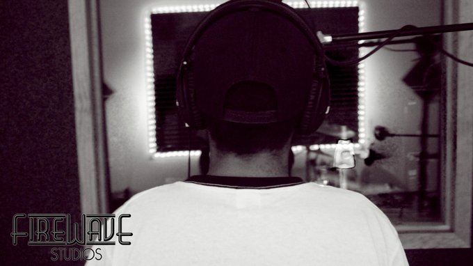 @TheCoolistone’s pics and videos