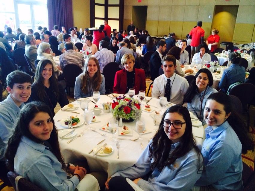 ed_balarezo's tweet photo. @palmertrinity students inspired at #abcforum by @Ashoka fellows' amazing social impact. @LoneGeorgeCo @AshokaSoFLo http://t.co/bJ09w5P01a