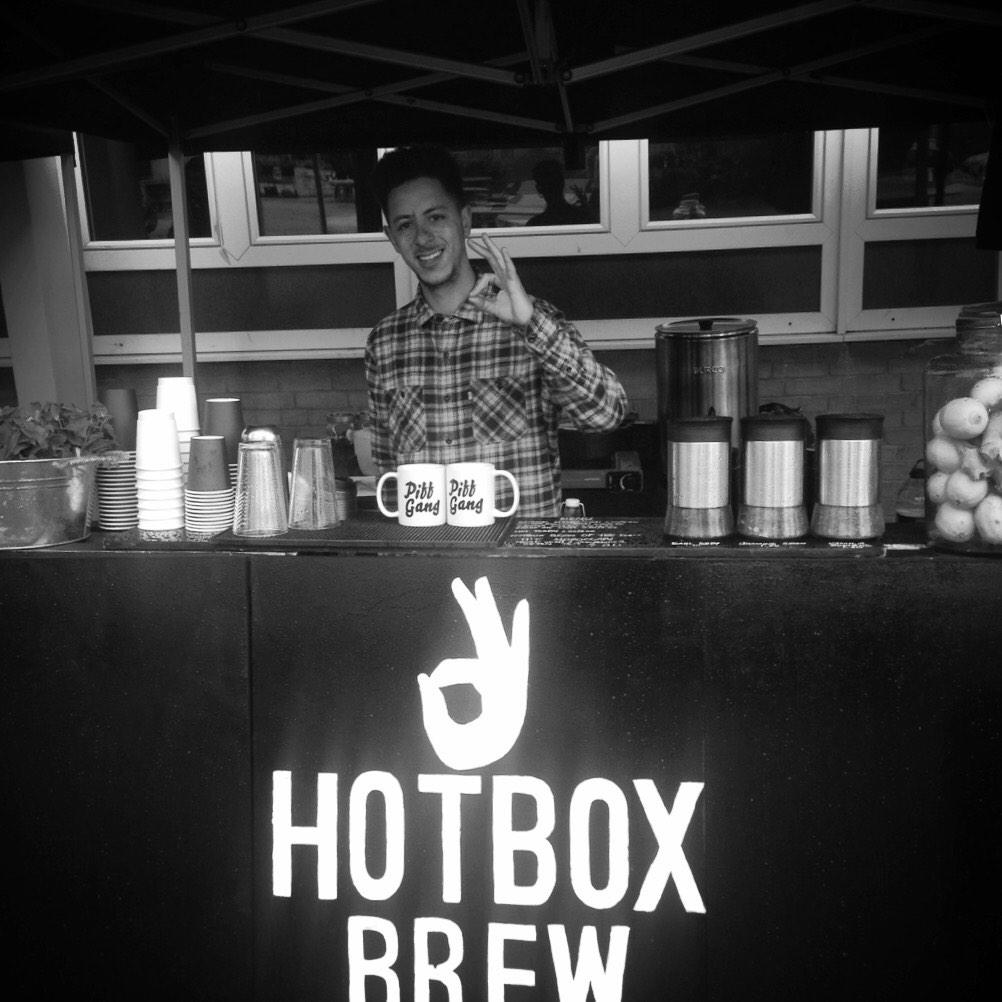 TealaBar's tweet photo. Catch us tomorrow brewing from 10am-2pm @peckham_market. #JointheTEAvoulition #HighGradeTea #FreshTea #Chai ☕️ http://t.co/3IFecMRCWx