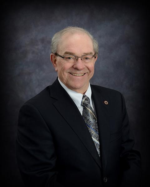 NewCountry981's tweet photo. We lost a friend of the station today. Ray McIsaac will always be remembered by us. Thank you for everything Ray! http://t.co/02h2PO3G1h