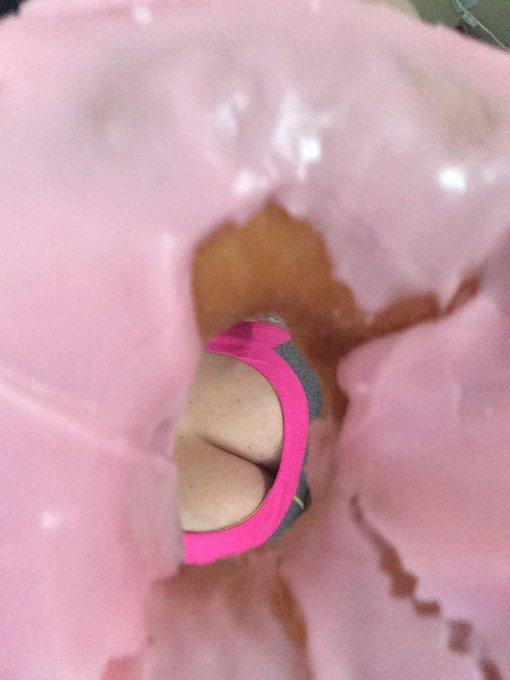 Stay tuned for my latest....juiciest....mouth watering porn where I swallow.....#foodporn http://t.c<a href="/tag/foodporn"class="tags"><span>#foodporn</span></a>