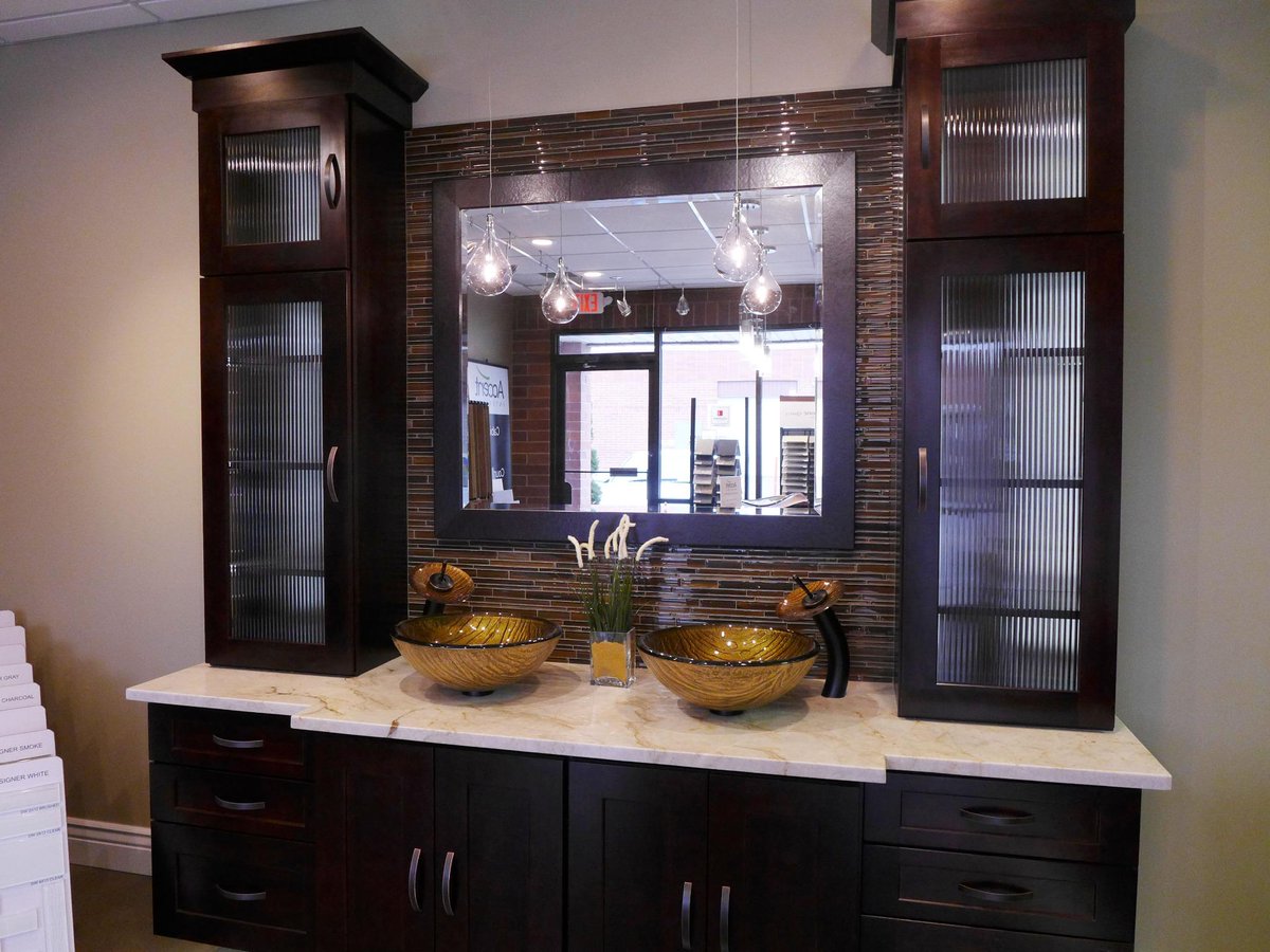 accentcounter's tweet photo. Looking for inspiration? Visit our temp. showroom, we have a gorgeous display of a kitchen, a vanity and an island. http://t.co/4AbSLjQJEs
