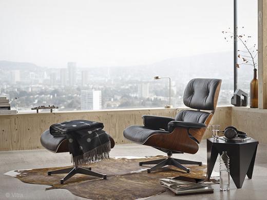 EamesOffice's tweet photo. Why isn't the UK Govt curbing the scandal of fake furniture? @vitra @vitraUK @InsightOnWork http://t.co/UMqEfTnbpY http://t.co/SJpouW3RiX