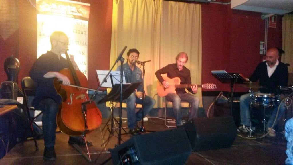 jmanuelgaleas's tweet photo. @ElCentruCaldes #13Poetes #caldesdemontbui http://t.co/abOB9d3qaW
