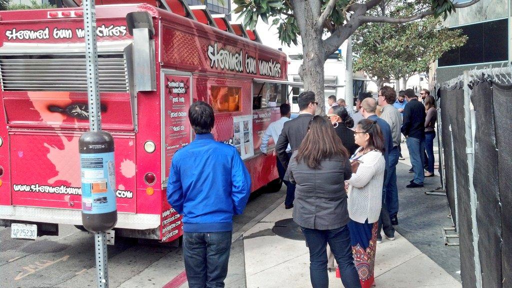 Go Adrian! <a href="/SteamedBunMunch/">Steamed Bun Munchies</a> at Midvale/Wilshire til 230 or sold out #WestwoodVillage