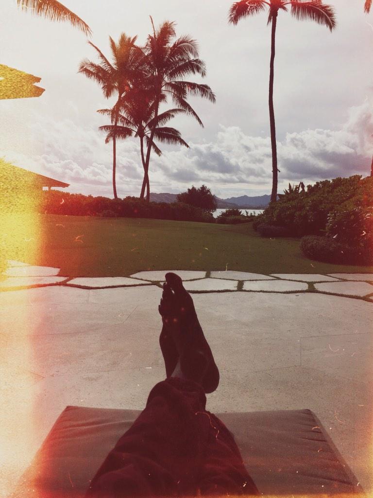 KiDCuDi tweet picture