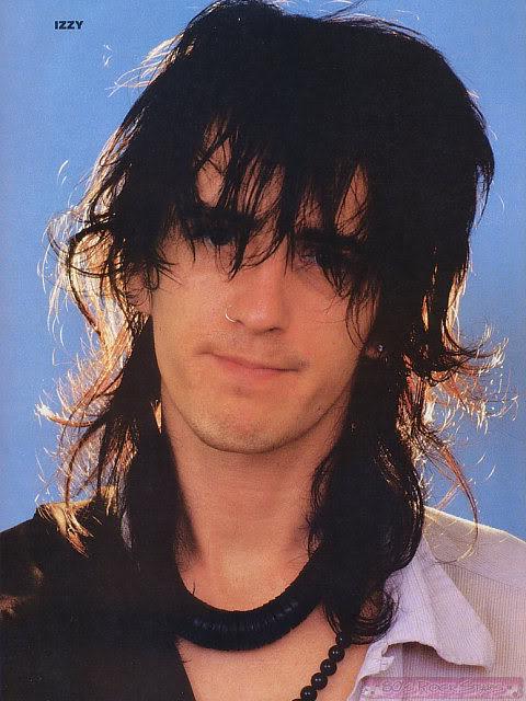 GNRfannocose's tweet photo. Izzy che 
"KILL ME PLIZ" http://t.co/odHm1DFRgU
