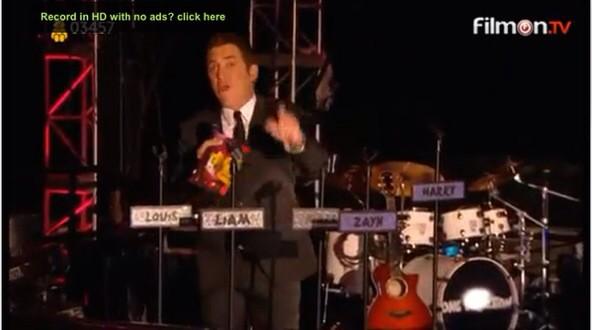 PayusFox's tweet image. Éste será el escenario en el que actuarán los chicos esta noche en el BBC Children In Need, hoy 14 de Noviembre #1DN