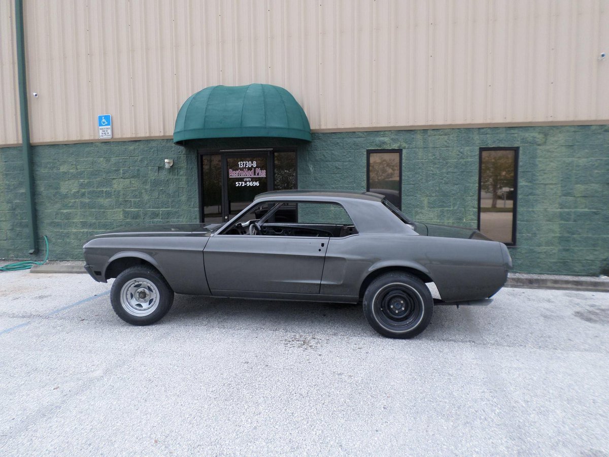 RESTOMODPLUS's tweet photo. #Restomodplus Our project #68Mustang just got some new tail lights, #fatmat, and headliner. check out our facebook http://t.co/kpNWBHHiYo
