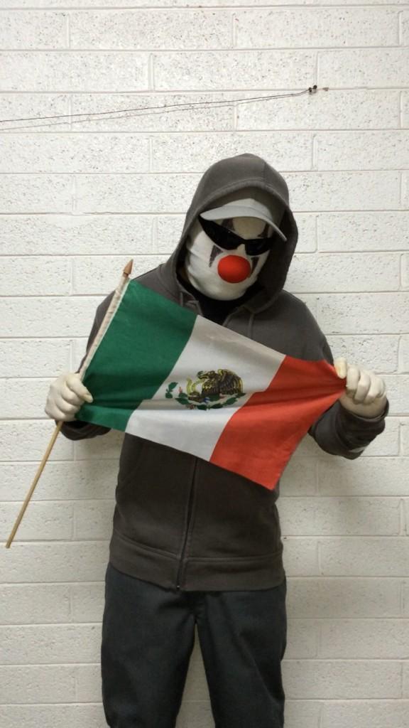 Nextraker's tweet photo. Yes I'm Mexican, what are you? #whatsyournationality #vivamexico #puromexico #mysteryrevealed http://t.co/GJ8Lwc9LzF