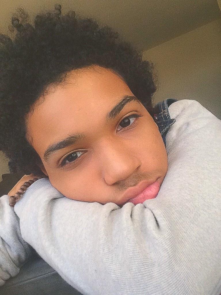 Ayoo_Chris17's tweet photo. Old Twitter got hacked 😍😭🚨 http://t.co/eP2ETwnDzg