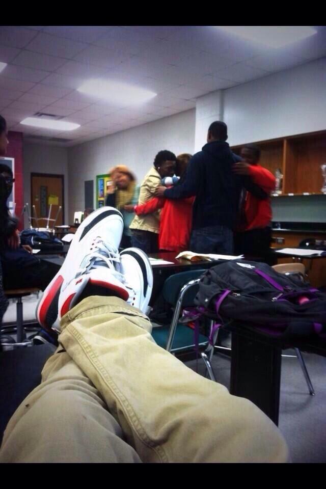 cbz93's tweet image. my teacher's husband left her so the entire class hugged her, but she didn't round up my grade last quarter so ...